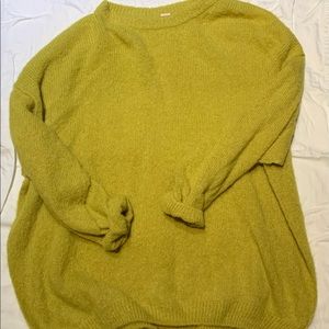 WORN ONCE free people sweater💛💛